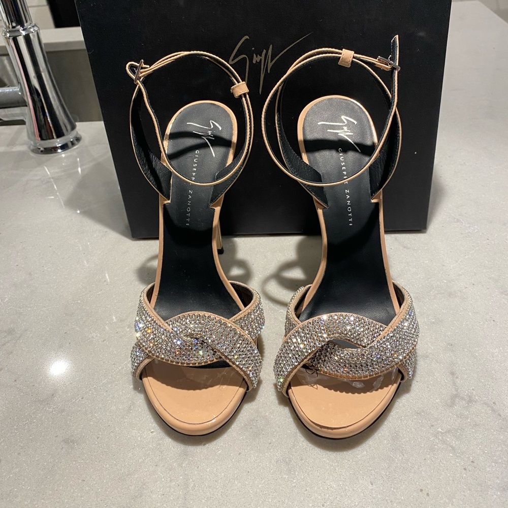 Giuseppe Zanotti Coline